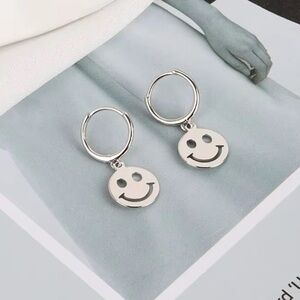 925 Sterling Silver Smiley Face Hoop Earrings